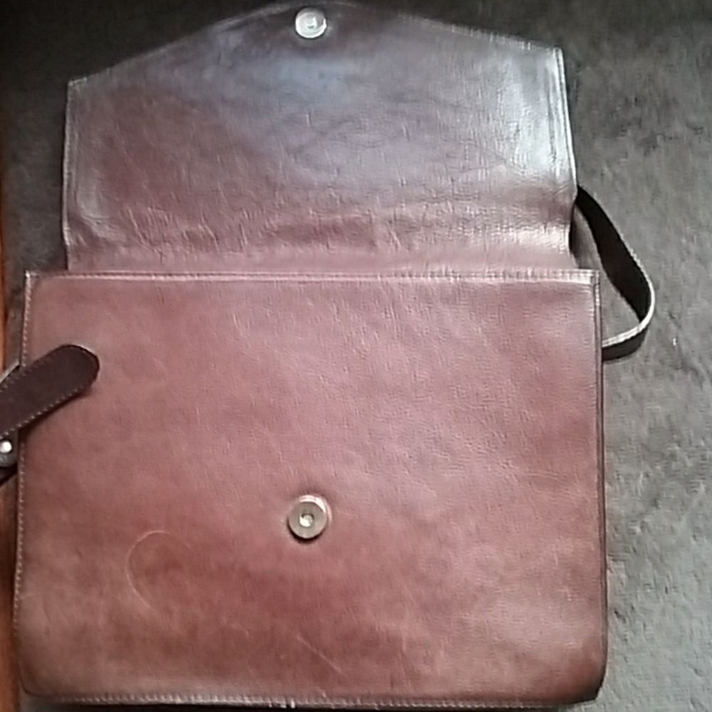 BALLY Rare Vintage Crossbody Bag - Picture 8 of 8